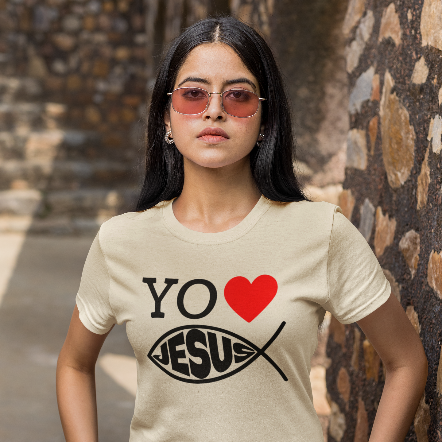 Yo Amo Jesus Tee